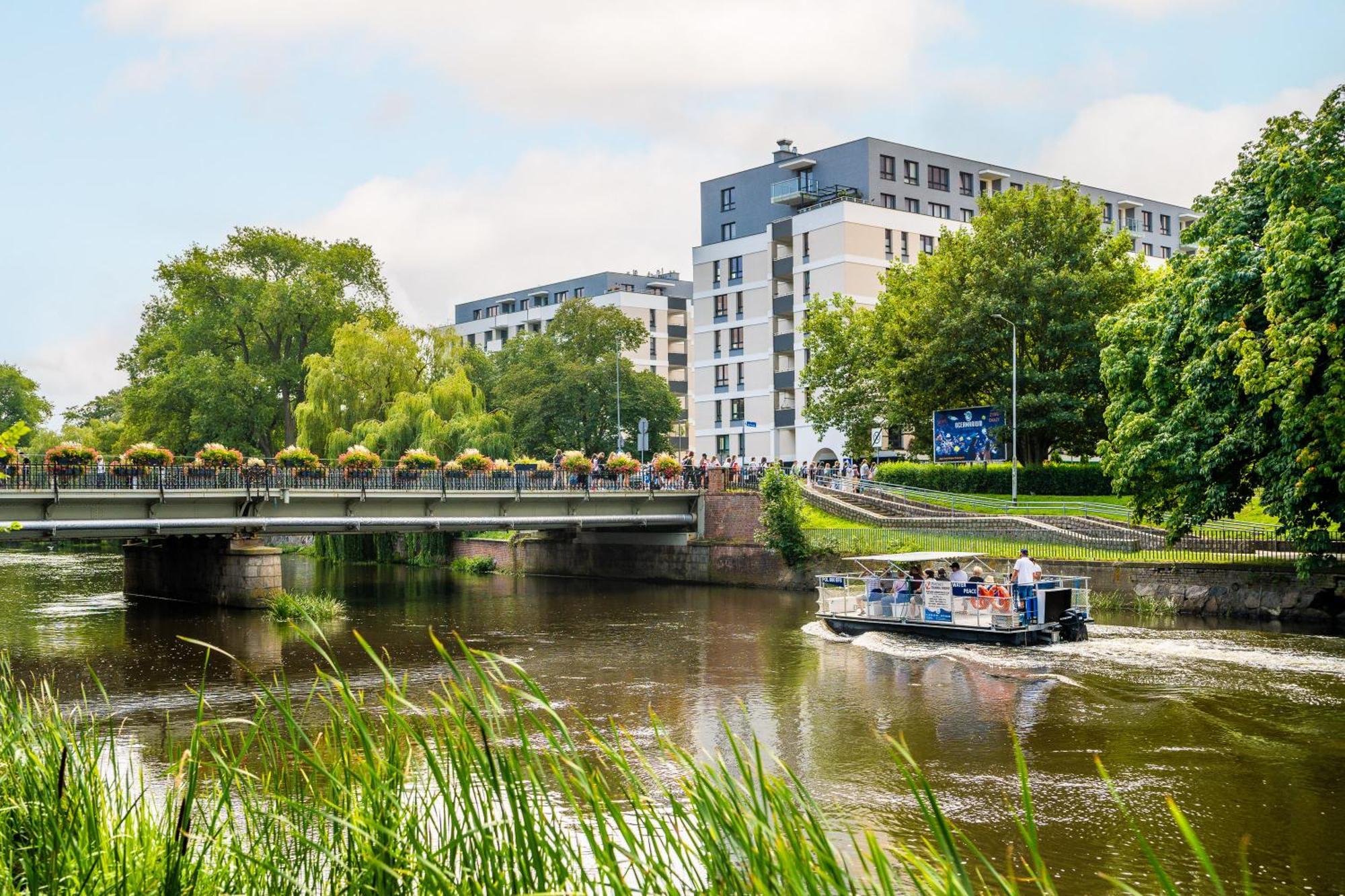 Apartamenty Blekit Na Fali - Platany Kołobrzeg Exteriör bild